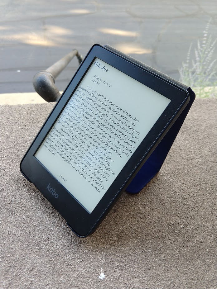 The Kobo Clara HD's backlit screen is equally suitable for reading indoors or in natural sunlight.
